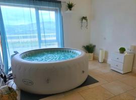 Ballycrystal House Getaway，位于班克洛迪的酒店