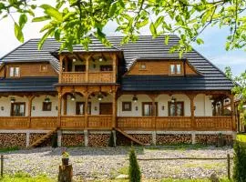 Breb 335 Accomodation & Garden