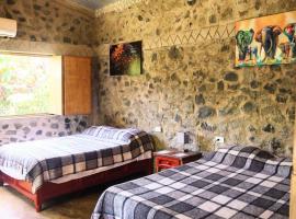 Caba&ntilde;as Ixaya，位于卡特马科的带停车场的酒店