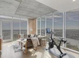 High Rise Luxury Condo with Lake & City Views