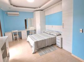 Casa Ampla d 3 quartos com ar condicionado Jacuzzi，位于卡诺阿斯的酒店