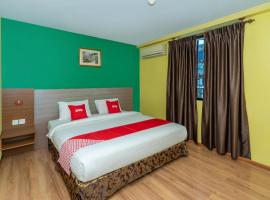 Capital O 89538 Ocean Hotel，位于拉布安的酒店