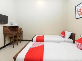 SUPER OYO 890 Dewi Fortuna Guest House