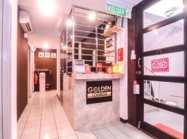 OYO 89465 Golden Lounge