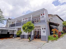 OYO 90405 Penginapan Sasti Kuningan，位于库宁岸的酒店