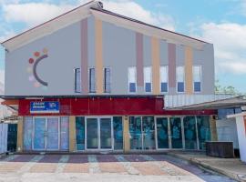 Hotel O Sman House，位于Cikunir Satu的酒店