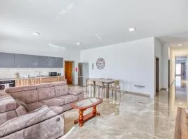 New Penthouse! Walking distance to the three cities by SF Homes