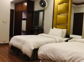 Shanze Hotel And Suites