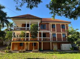 Ubuntu Hivve Hostel，位于坎帕拉的酒店