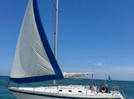 Sailing Experience in Barcelona，位于巴塞罗那的酒店
