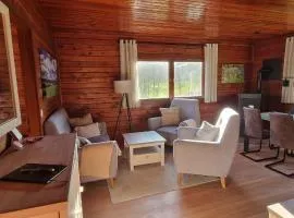 Blockhaus am Waldrand