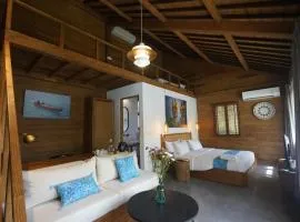 Pool & Jungle View Family Room in Kaba-Kaba