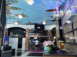 Hangover #1 Hostel Patong，位于芭东海滩的酒店