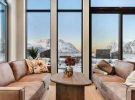 Nordic Lodge Retreat in Lofoten