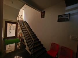 SPR COMFORTs，位于Chitradurga的酒店