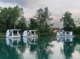 Floating Dream，位于菲亚诺的酒店