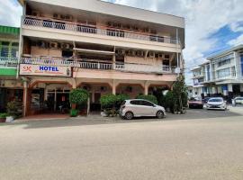 Hotel Sinar Khatulistiwa，位于山口洋的酒店