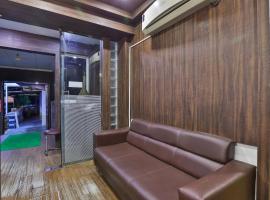 Hotel O Sri Balaji Residency，位于Bodakdev的酒店