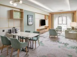 Makarem Haram view suites