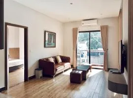 Cat Ba Viet Hoa Hotel & Residence - Pool & Bar