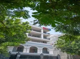 Housr Sector 28 Golf Course Road Next To Phase 1 Metro Station