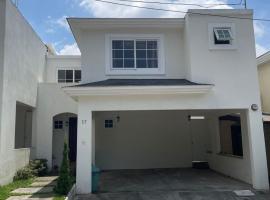Beautiful House with Pool，位于Canchón的酒店