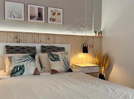 Quarto confortável com varanda，位于阿马多拉的酒店