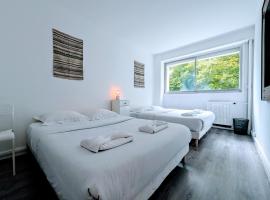 Chic and comfortable Appart near Paris，位于科隆布的酒店