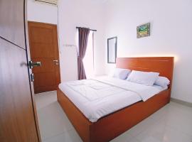 Soekarno Hatta Airport Homestay，位于Kampungbaru的酒店