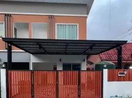 Anda Mantham Hill