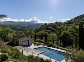 Villa Casentino by PosarelliVillas