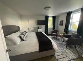 Hôtel Le Rustique，位于圣伊雷内的酒店