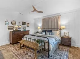 1- Lookout Mountain Cottage