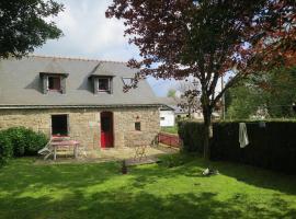 Gîte de vacances avec wifi，位于Quistinic的酒店