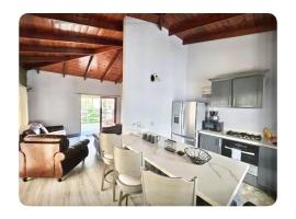 Renicas Cottage，位于Micoud的酒店