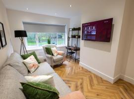Modern 2 bed Apt Coleshill,NEC,BHX,Genting Arena，位于科尔斯希尔的酒店