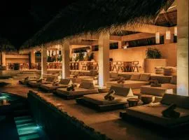 Esh Hotel