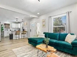 Game Room Retreat with Firepit and Gym, Sleeps 12