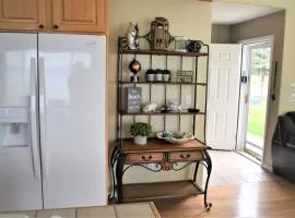 Updated Yacht Drive Town Home 952 1