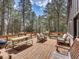 Private Black Hills Home with Corral Horses Welcome