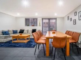 7 Bed House - Close to A46