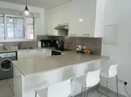 Sea Breeze - Oroklini