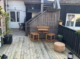 Deluxe central 2 bedroom with view and underground garage