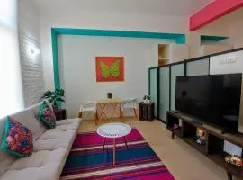 Loft Downtown CDMX Reception & luggage