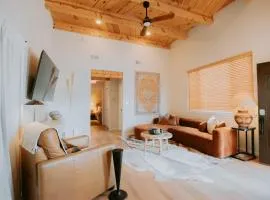 Desert Sunset-Private Hot Tub-Pet Friendly-No Pet Fee!