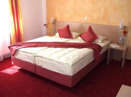 Hotel Waldgasthof St. Wolfgang，位于Oberhausen的酒店