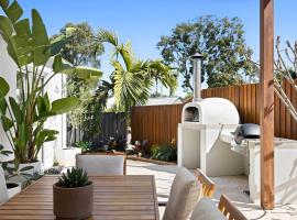 Coastal Home in Mooloolaba，位于穆卢拉巴的酒店