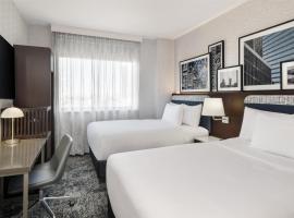 DoubleTree by Hilton Long Island City, NY，位于长岛市的酒店