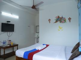 La Belle Residency Near Auroville Beach，位于Kottakupam的酒店