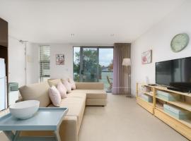 Modern Stay in Campbell Near Canberra Centre - Hosted by Canstay